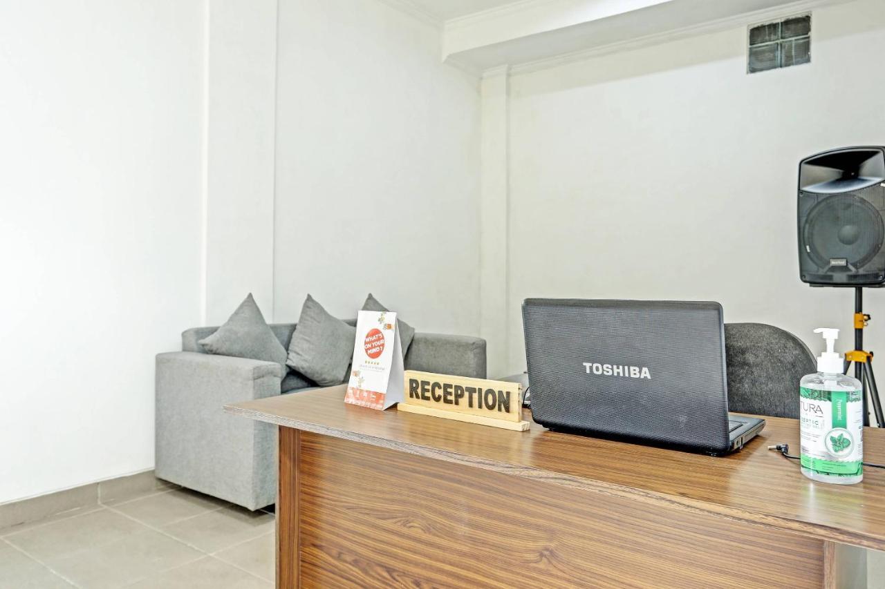 Oyo 91080 Kubu D&D Guesthouse Seminyak Buitenkant foto