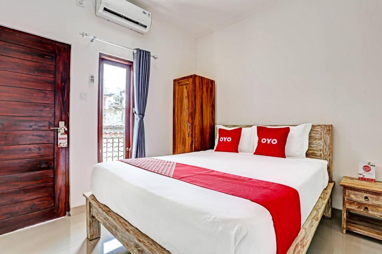 Oyo 91080 Kubu D&D Guesthouse Seminyak Buitenkant foto